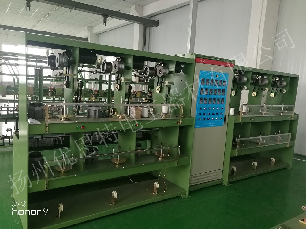 六頭單控型雙層絲包機(jī)